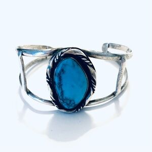 NAVAJO Vintage Natural Morenci
Turquoise Cabochon Signed
Sterling Silver Cuff